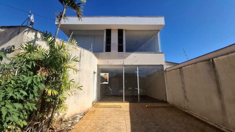 Casa para aluguel no Alto da Boa Vista: