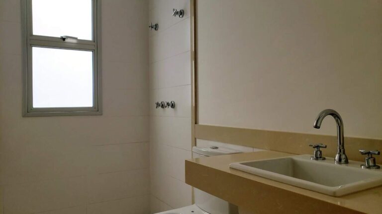 Apartamento à venda no Jardim Botânico: Banheiro Su te 1