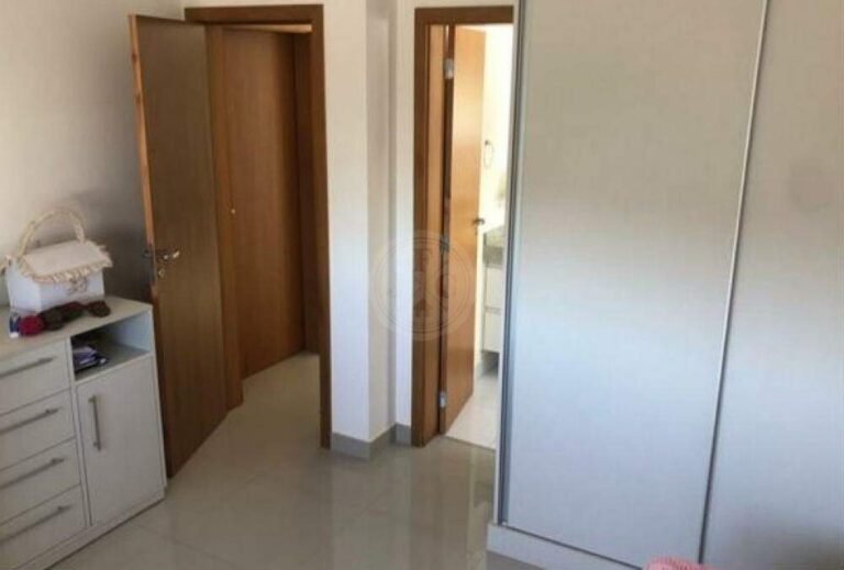 Casa em Condomínio à venda no Jardim Sul: