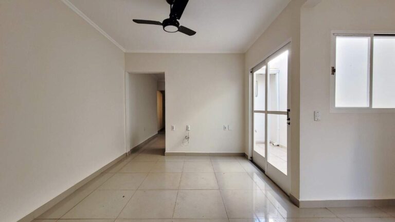 Casa para aluguel no Santa Cruz do José Jacques: