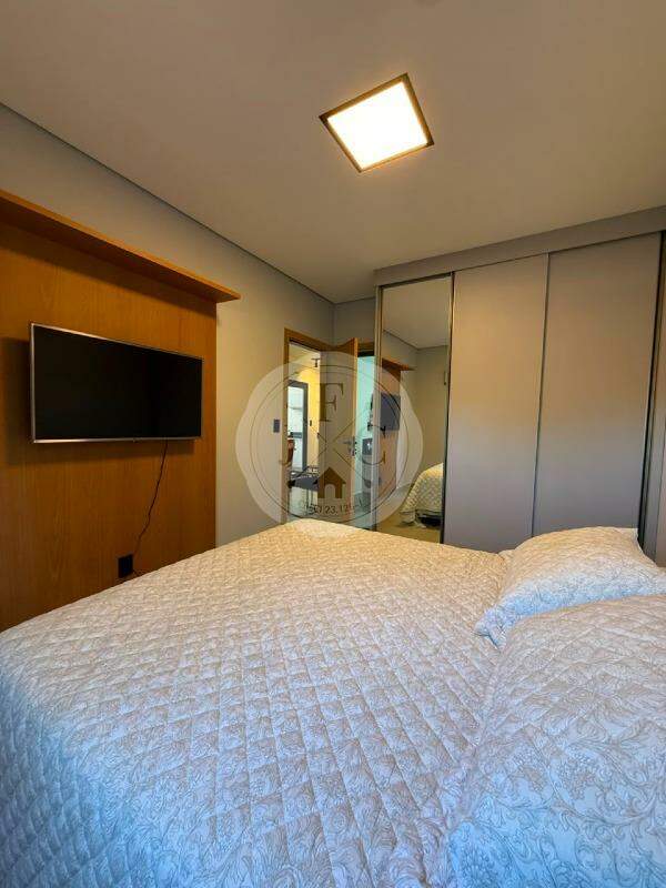 Casa à venda no Jardim Castelo Branco:
