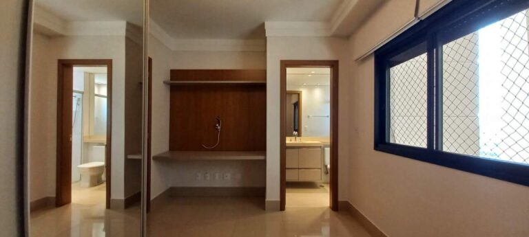 Apartamento à venda no Residencial Alto do Ipê: Su te 2