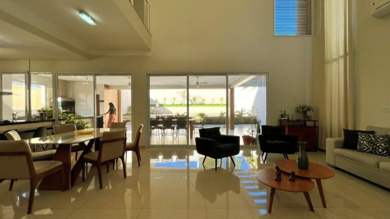 Casa em Condomínio à venda no Condomínio Arara Azul: sala