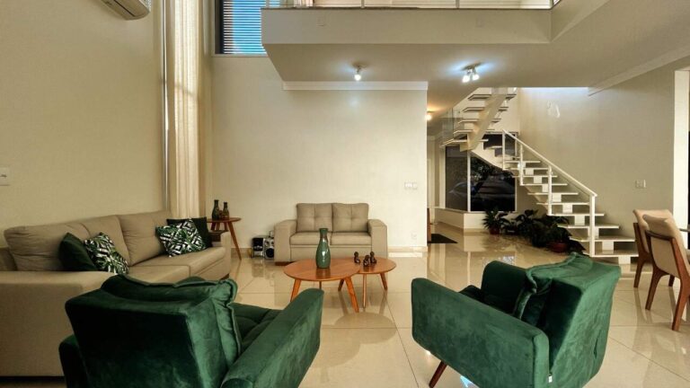Casa em Condomínio à venda no Condomínio Arara Azul: sala