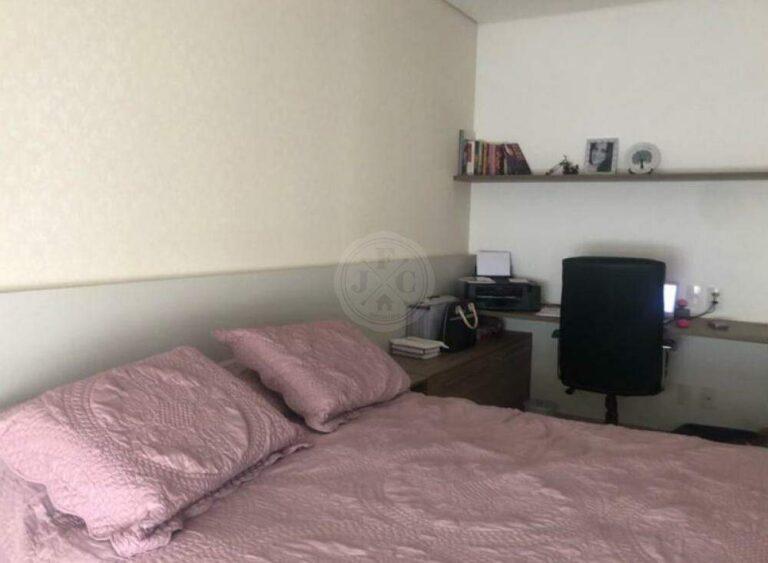 Casa em Condomínio à venda no Jardim Sul: