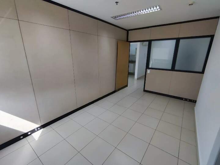 Sala Comercial para aluguel no Jardim Santa Ângela: