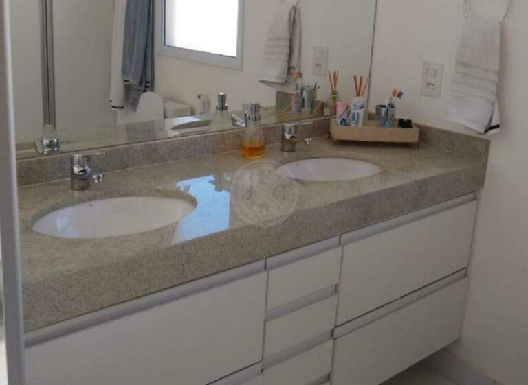 Casa em Condomínio à venda no Jardim Sul: