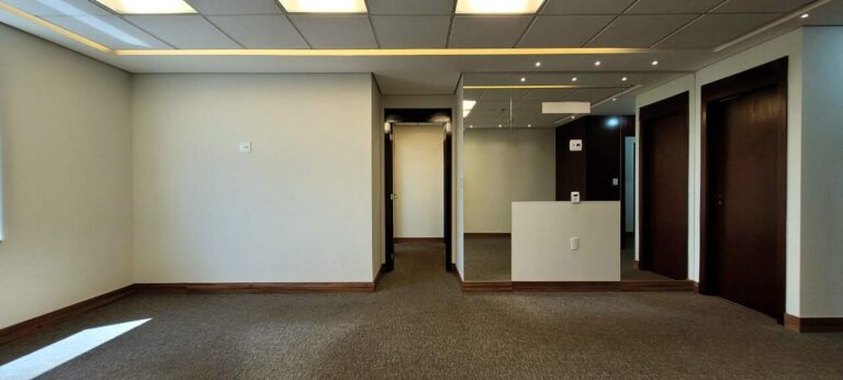 Sala Comercial para aluguel no Jardim Santa Ângela: Recep  o