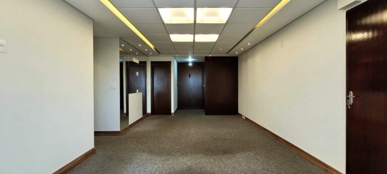 Sala Comercial para aluguel no Jardim Santa Ângela: Recep  o