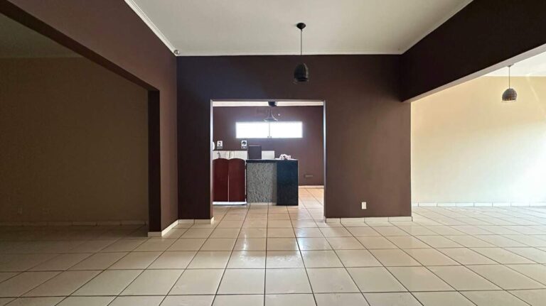 Casa Comercial à venda no Jardim Sumaré: Sal o principal