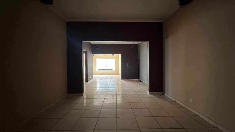 Casa Comercial à venda no Jardim Sumaré: Sal o principal
