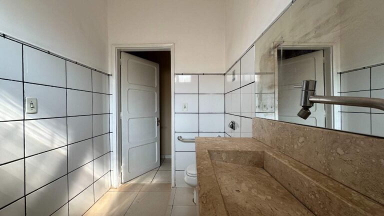 Casa Comercial à venda no Jardim Sumaré: Lavabo 2