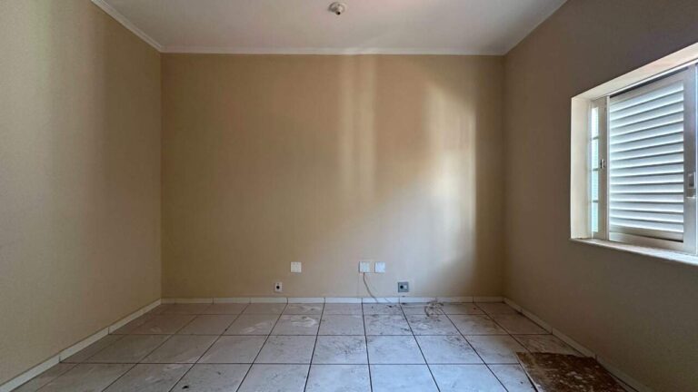 Casa Comercial à venda no Jardim Sumaré: Dormit rio 1