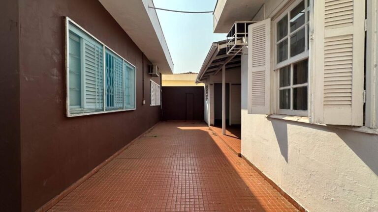 Casa Comercial à venda no Jardim Sumaré: Varanda