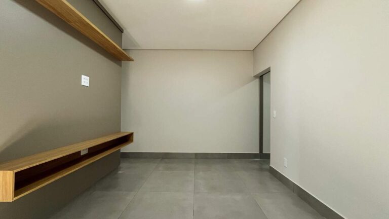 Casa em Condomínio à venda no Vila do Golfe: Su te master