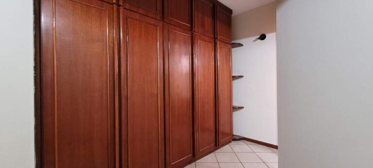 Apartamento para aluguel no Iguatemi: Suite