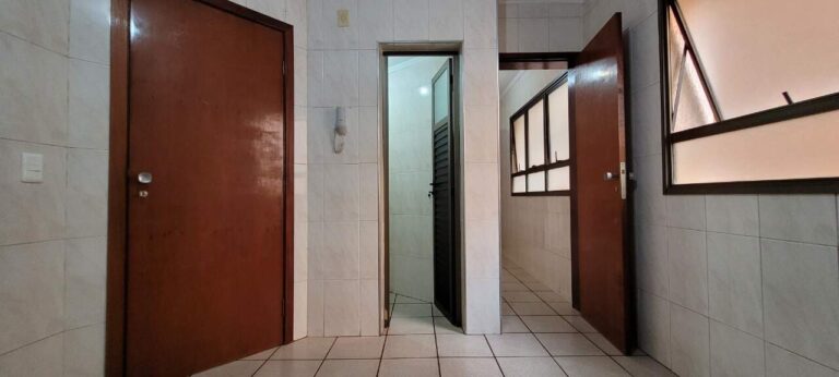 Apartamento para aluguel no Iguatemi: Cozinha