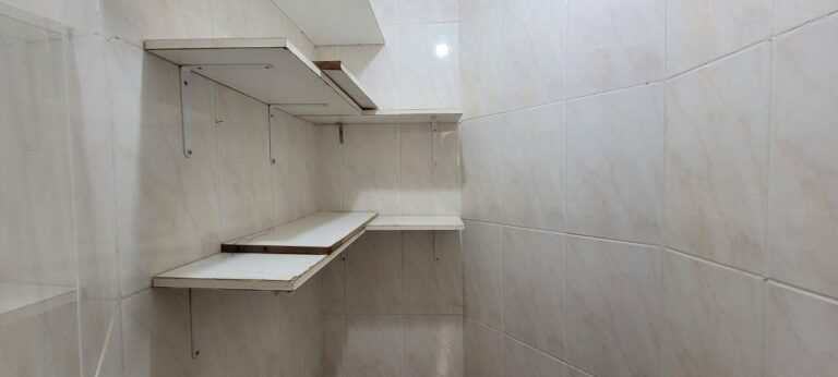 Apartamento para aluguel no Iguatemi: Despensa