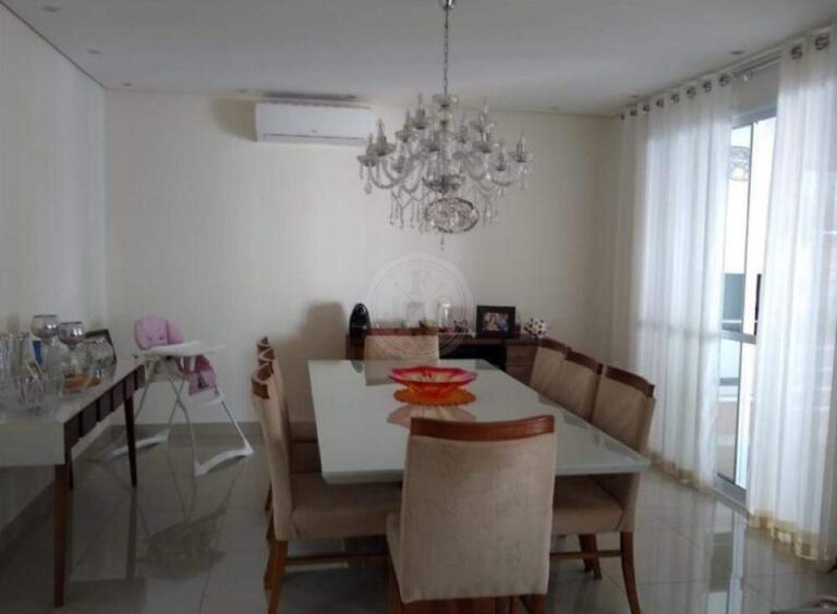 Casa em Condomínio à venda no Jardim Sul: