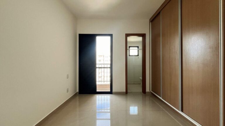 Apartamento à venda no Jardim Botânico: Su te 3