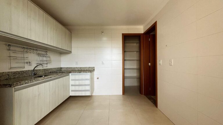 Apartamento à venda no Jardim Botânico: Cozinha