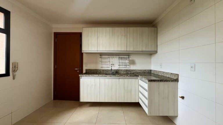 Apartamento à venda no Jardim Botânico: Cozinha