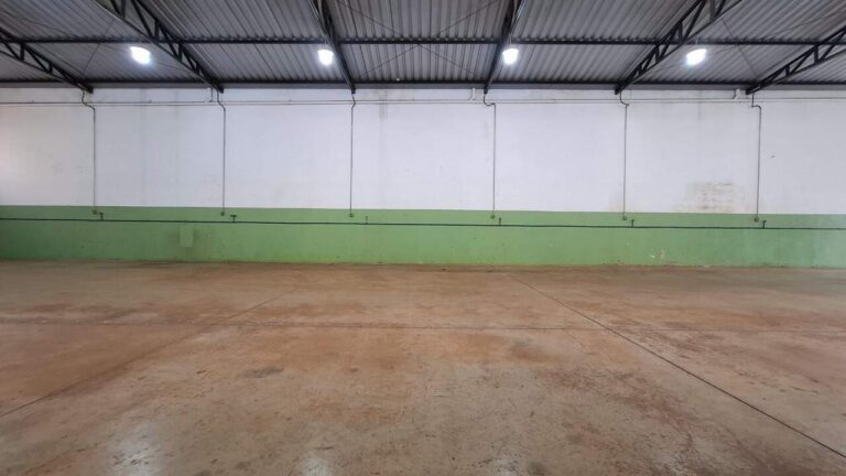 Galpão para aluguel no Vila Carvalho:
