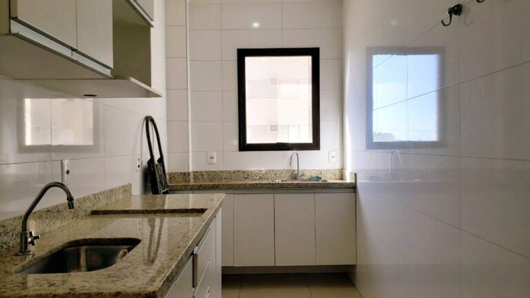 Apartamento para aluguel no Ribeirânia: Cozinha