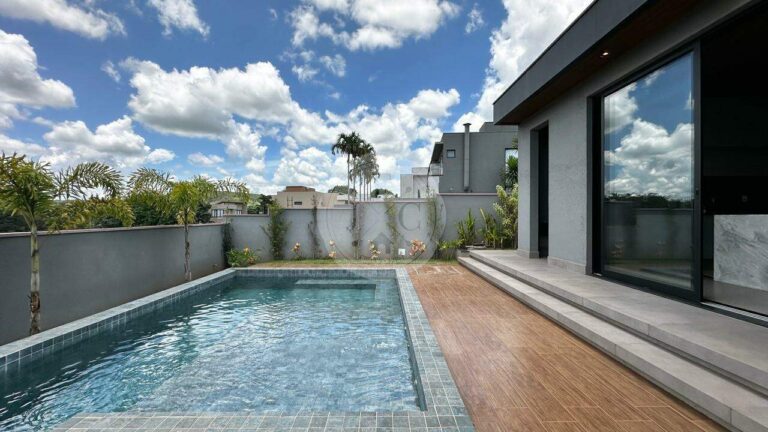 Casa em Condomínio para aluguel no Residencial e Empresarial Alphaville: