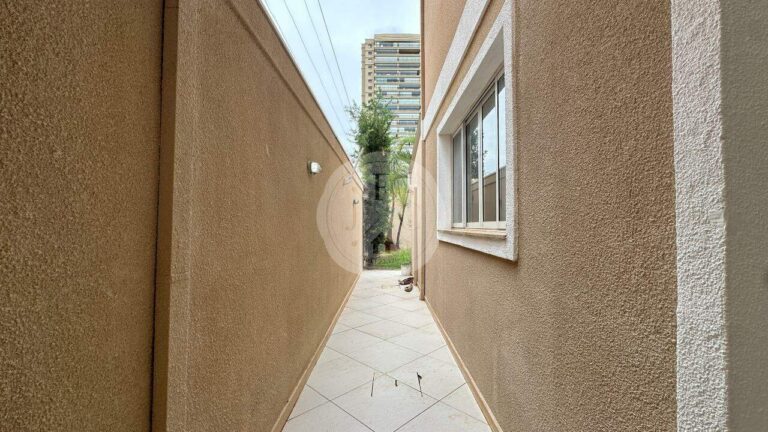 Casa em Condomínio para aluguel no Vila do Golfe: