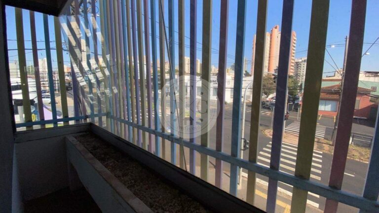 Prédio Comercial para aluguel no Vila Seixas: