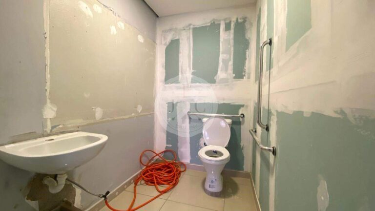 Prédio Comercial para aluguel no Vila Seixas: