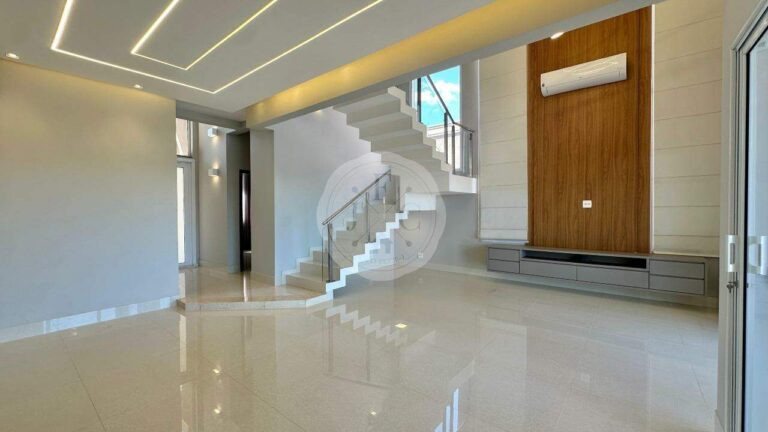 Casa em Condomínio para aluguel no Residencial e Empresarial Alphaville:
