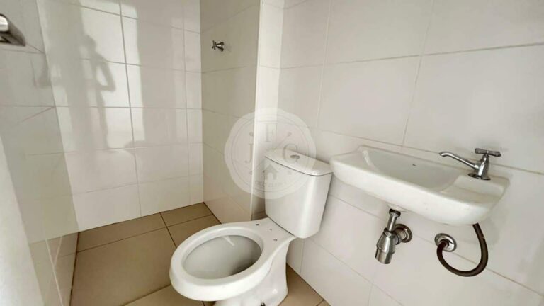 Apartamento à venda no Vila do Golfe: