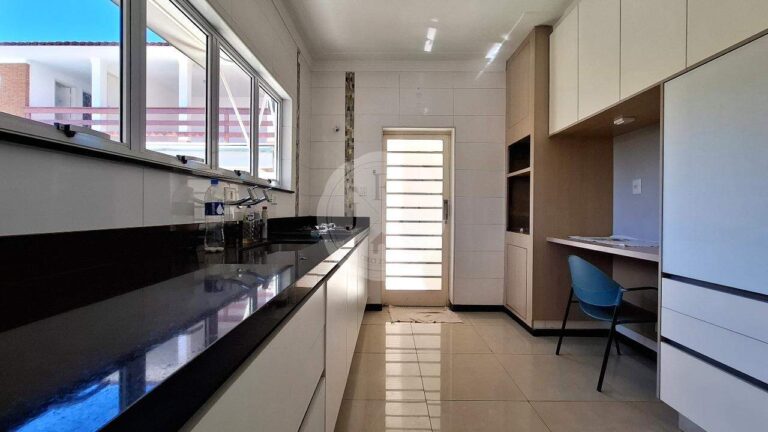 Casa para aluguel no Alto da Boa Vista:
