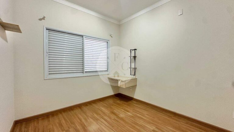 Casa em Condomínio para aluguel no Jardim San Marco: