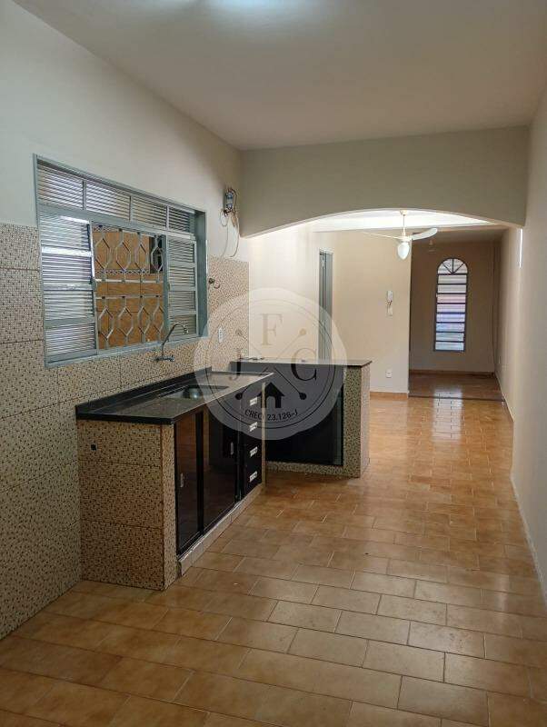 Casa à venda no Geraldo Correia de Carvalho:
