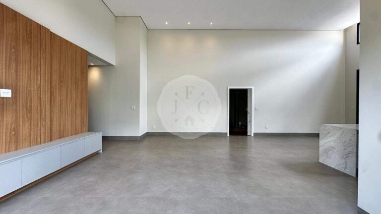 Casa em Condomínio para aluguel no Residencial e Empresarial Alphaville: