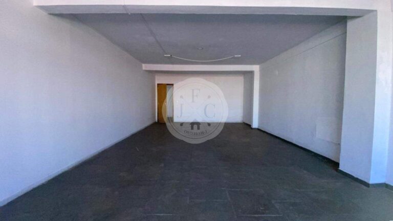 Prédio Comercial para aluguel no Vila Seixas: