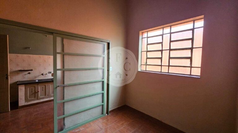 Casa à venda no Centro:
