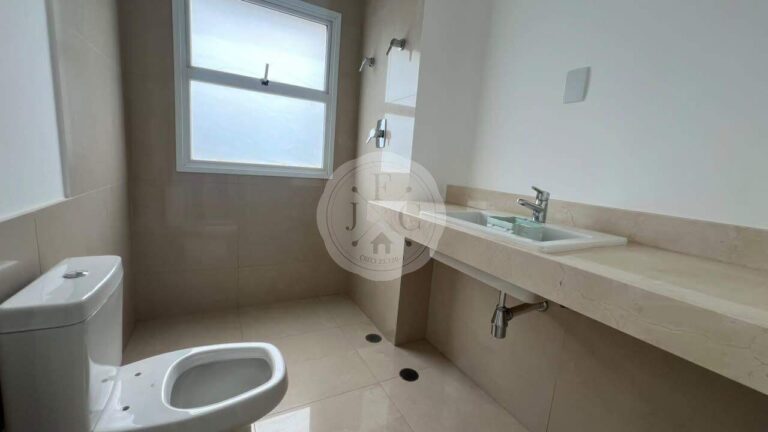 Apartamento à venda no Vila do Golfe:
