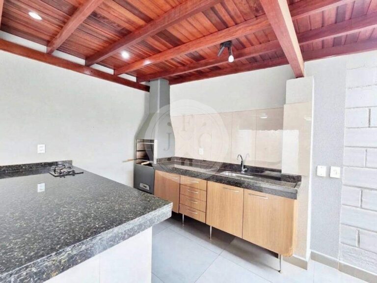 Casa em Condomínio para aluguel no Jardim dos Gerânios: