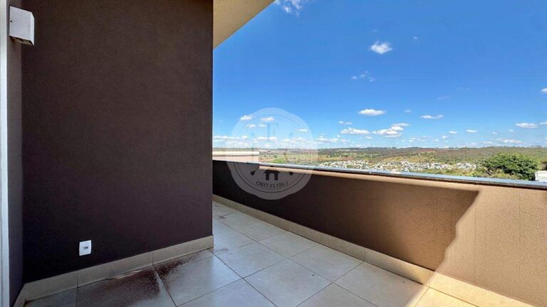 Casa em Condomínio para aluguel no Residencial e Empresarial Alphaville: