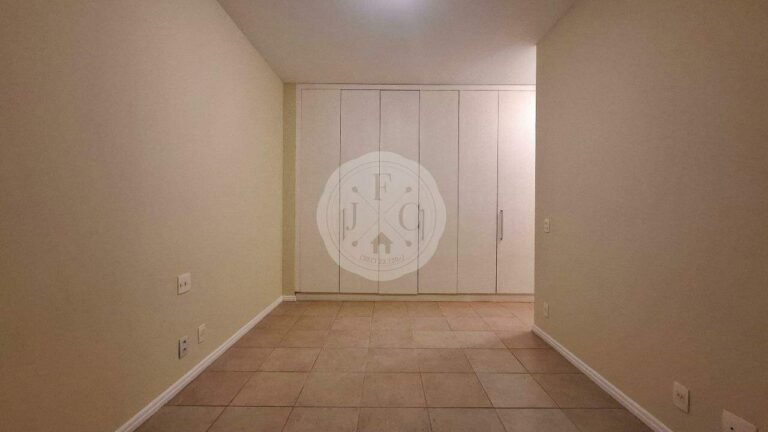 Apartamento à venda no Jardim Irajá: