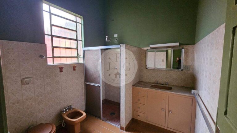 Casa à venda no Centro:
