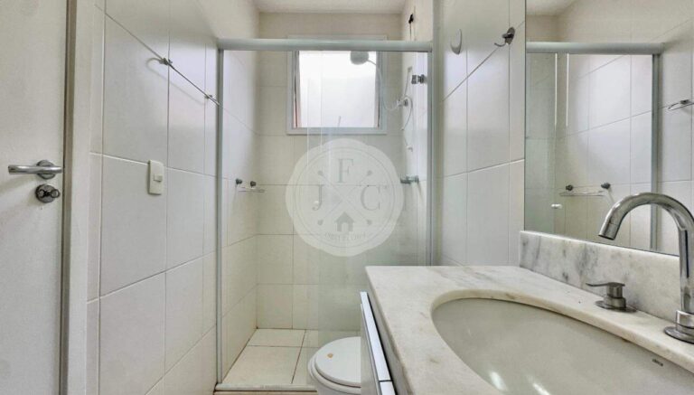 Casa em Condomínio para aluguel no Vila do Golfe: