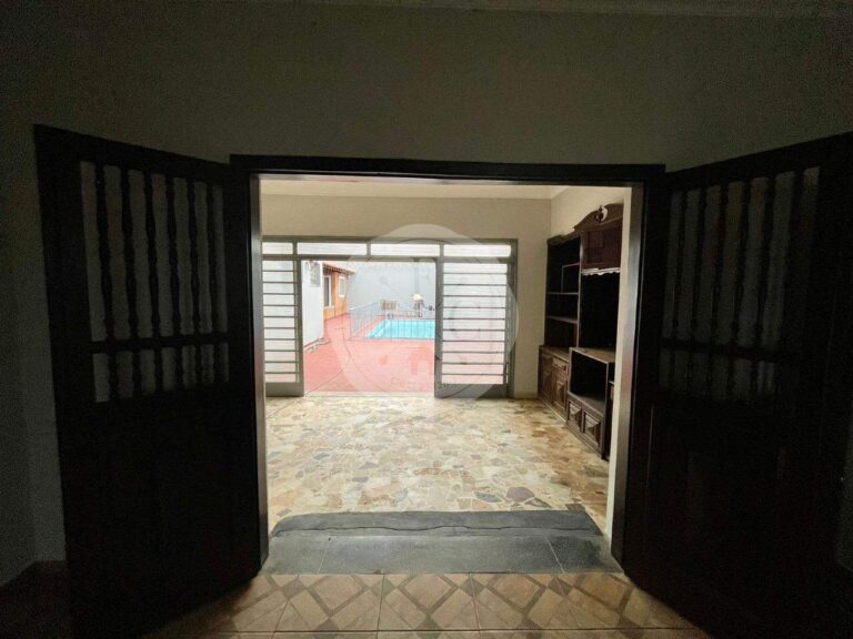 Casa à venda no Vila Seixas: