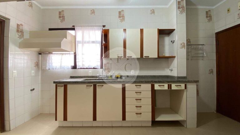 Apartamento à venda no Centro: