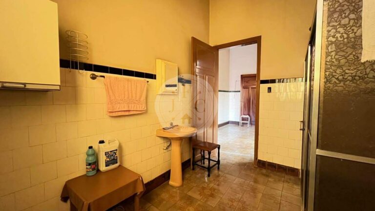 Casa à venda no Centro: