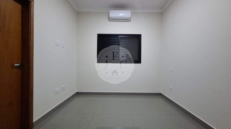 Casa em Condomínio para aluguel no Jardim San Marco: